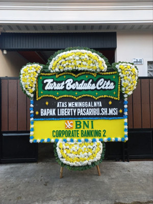 Papan Bunga Duka di Gaga