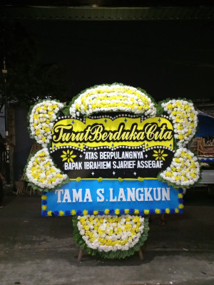 Papan Bunga Duka di Gaga