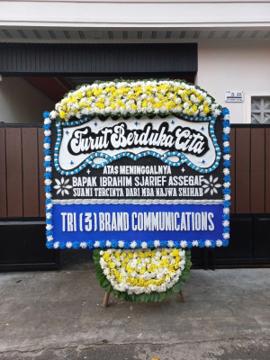 Papan Bunga Duka di Gaga